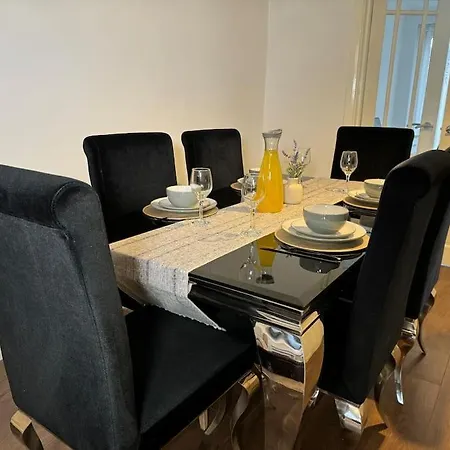 Cosy 3br Modern * Middlesbrough