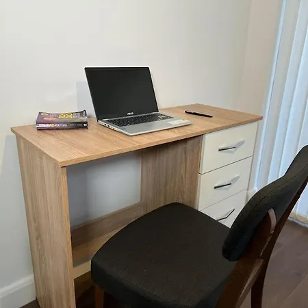 Semesterbostad Cosy 3br Modern